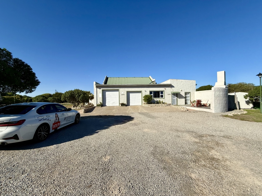8 Bedroom Property for Sale in Long Acres Country Estate Western Cape
